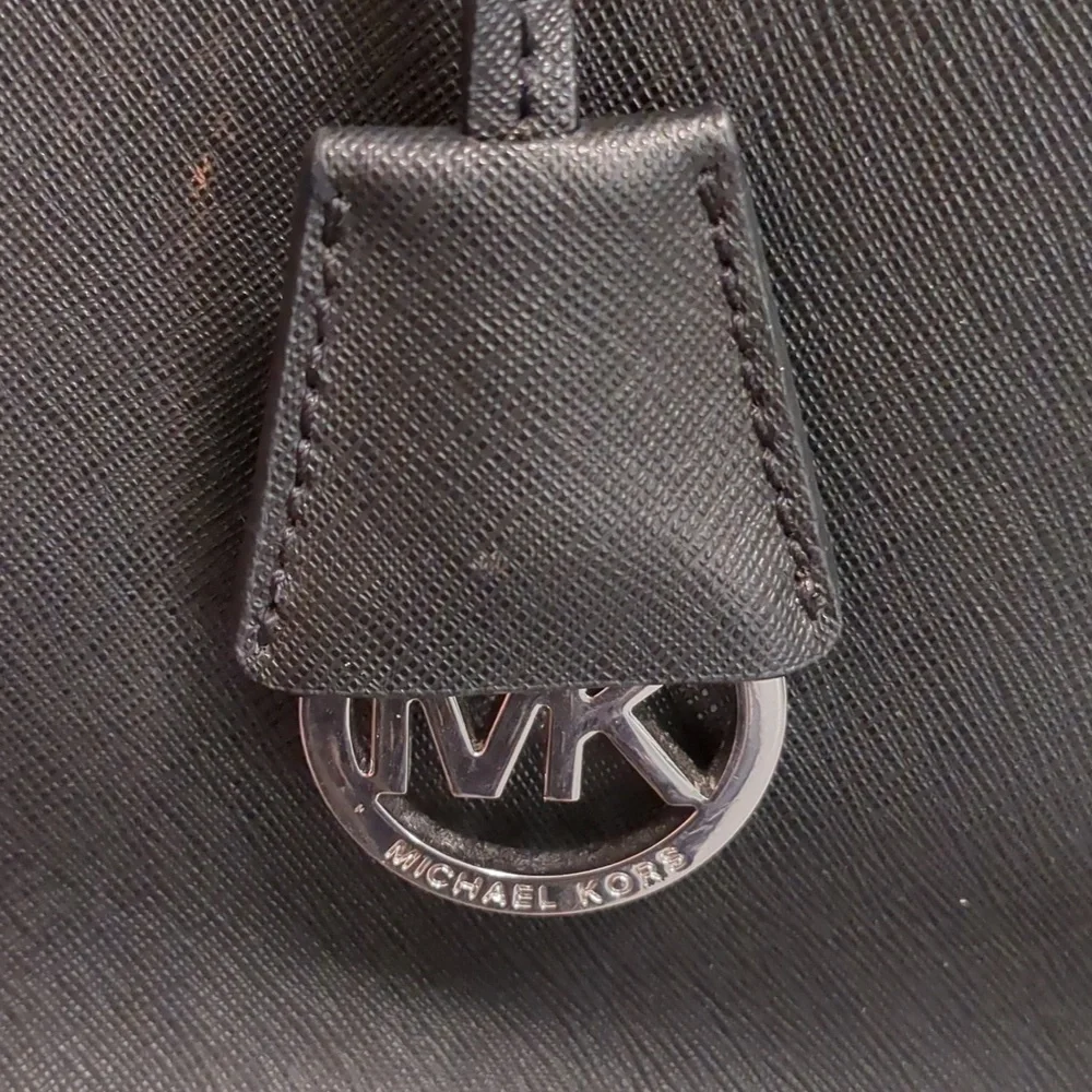 Michael Kors Dillon Satchel Purse in black With Silver Hardware